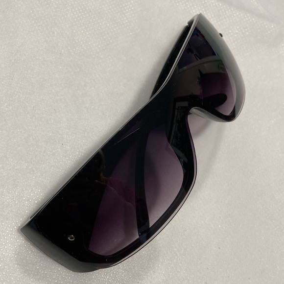 Unisex Shiny Black Decorative Tinted Plastic Sunglasses - Picture 11 of 14